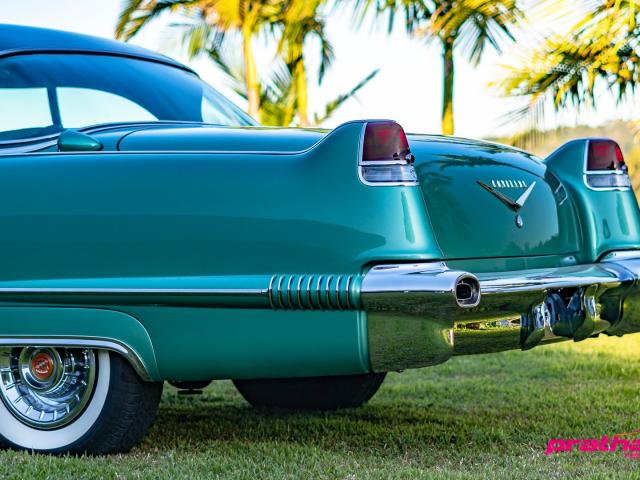 Cadillac Coupe DeVille 1956 - Finalizado