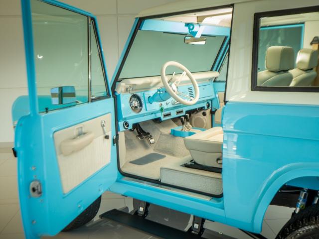 Ford Bronco 1975 - Finalizado