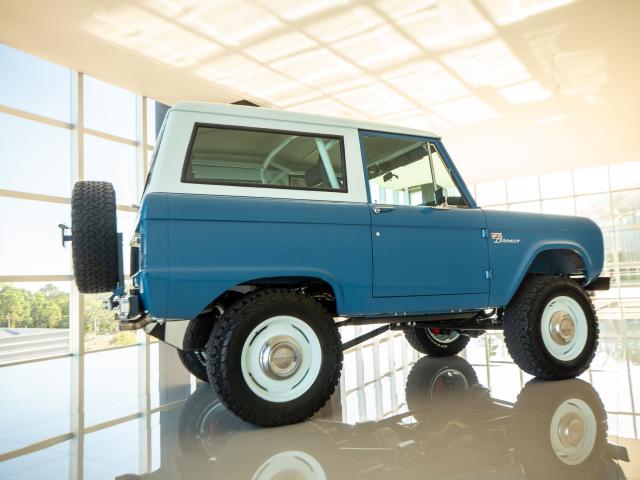 Ford Bronco 1970 - Finalizado