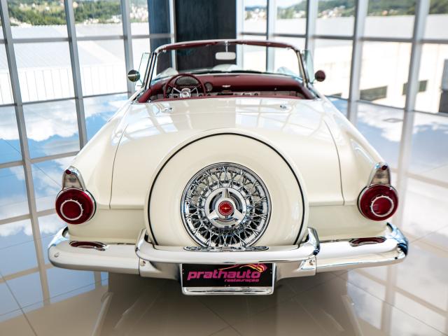 Ford Thunderbird 1956 - Finalizado