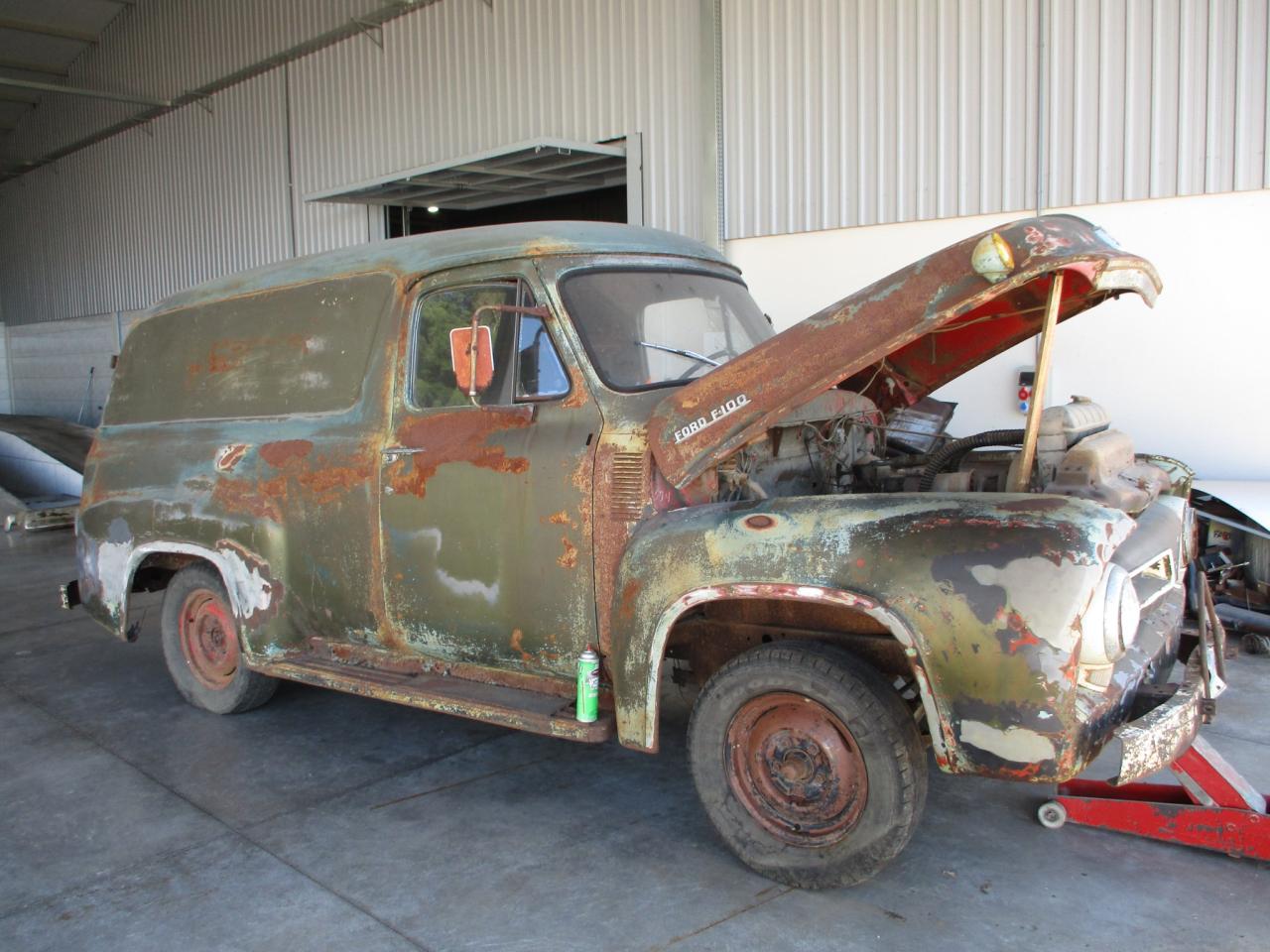 Ford F-100 Panel Van 1953